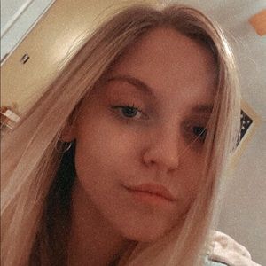 Meet your Posher, Karlee